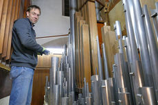 Abbau und Verkleidung der "Lötzerich Orgel" in Sankt Crescentius (Foto:Karl-Franz Thiede)